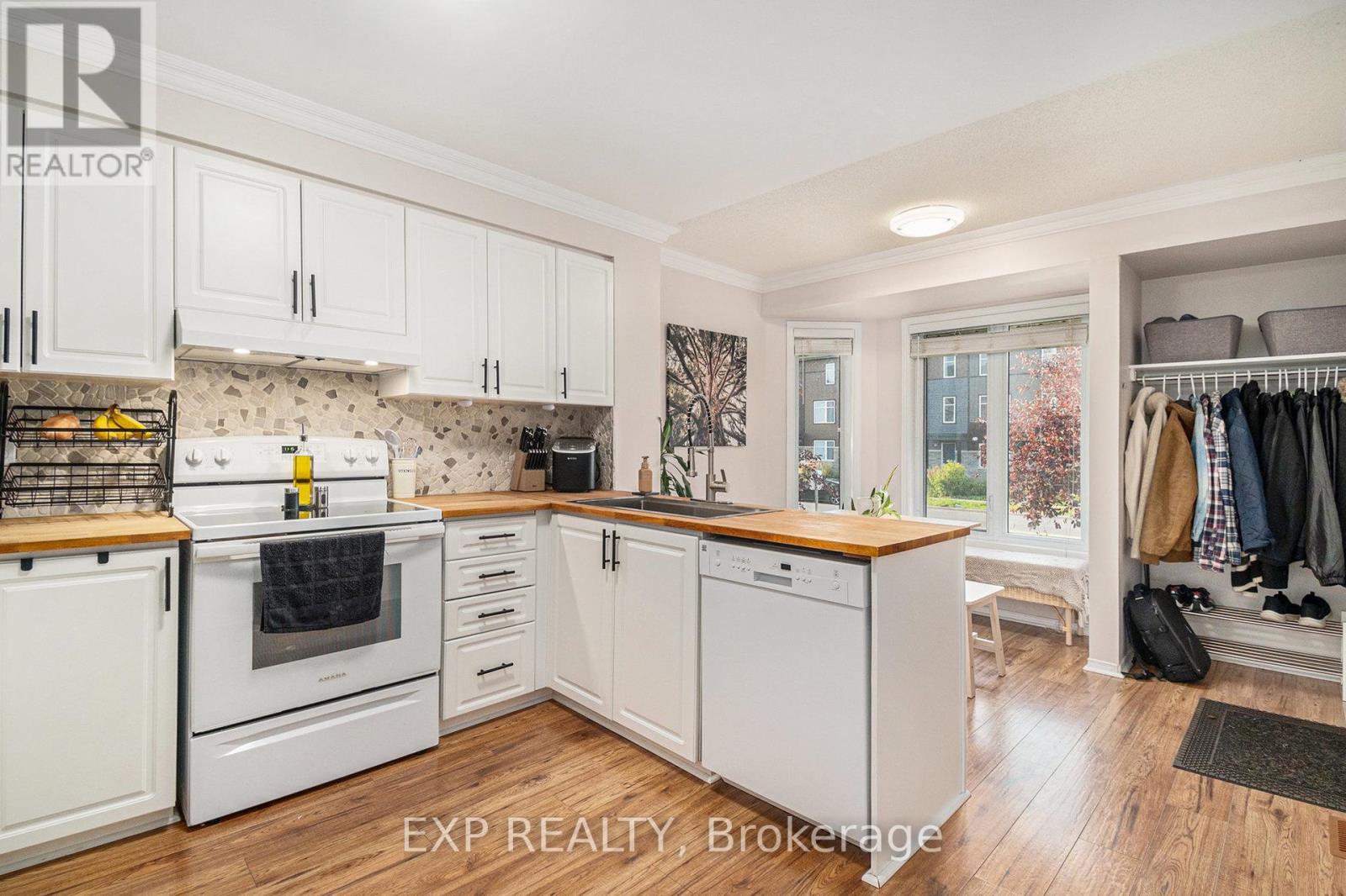 17 - 74 Lakepointe Drive