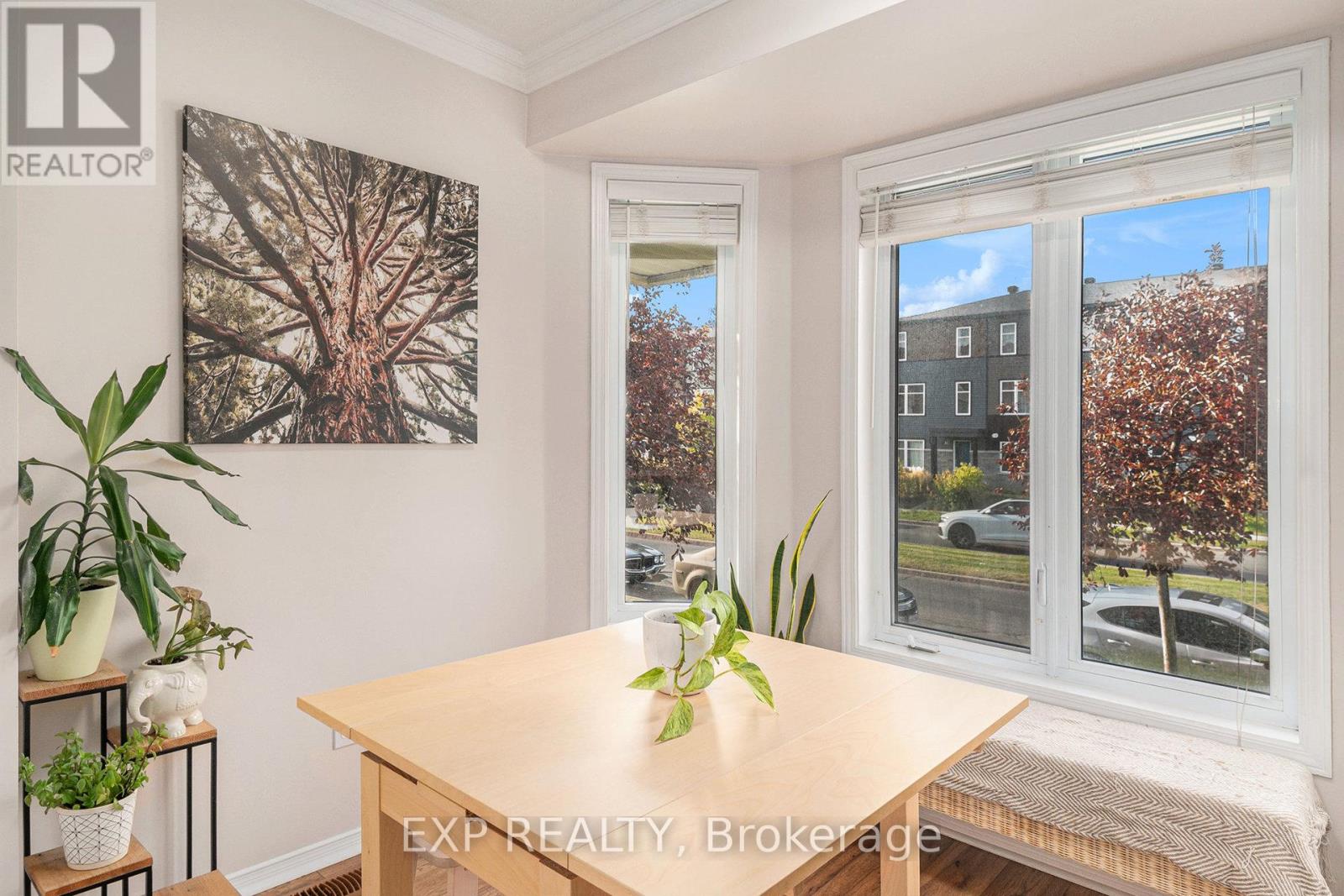 17 - 74 Lakepointe Drive