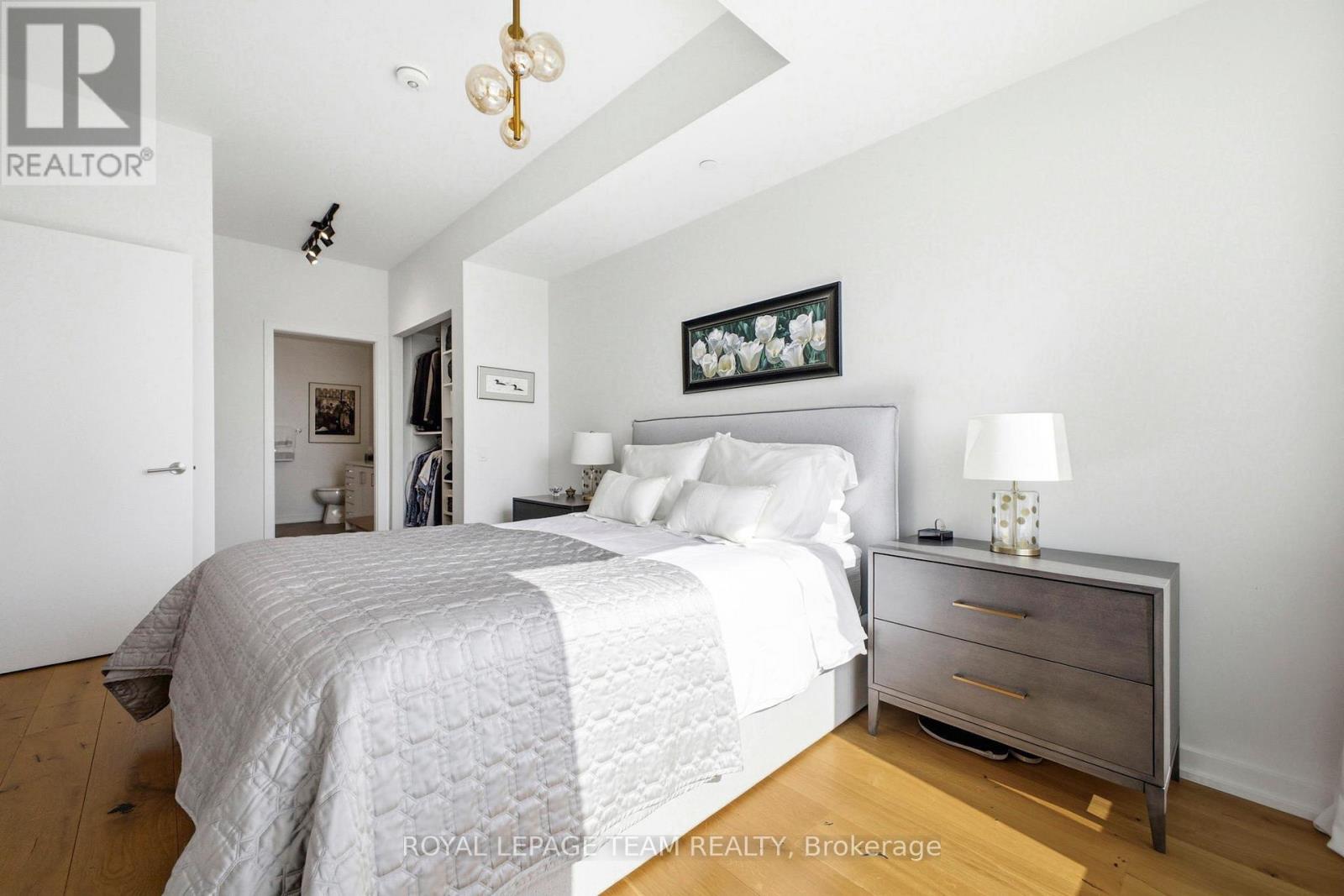 412 - 320 Miwate Private