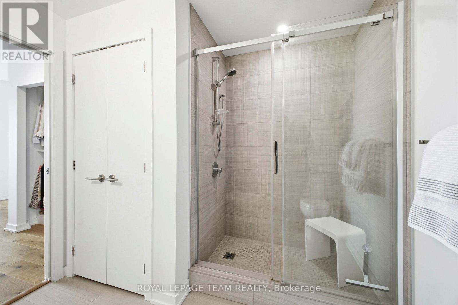 412 - 320 Miwate Private