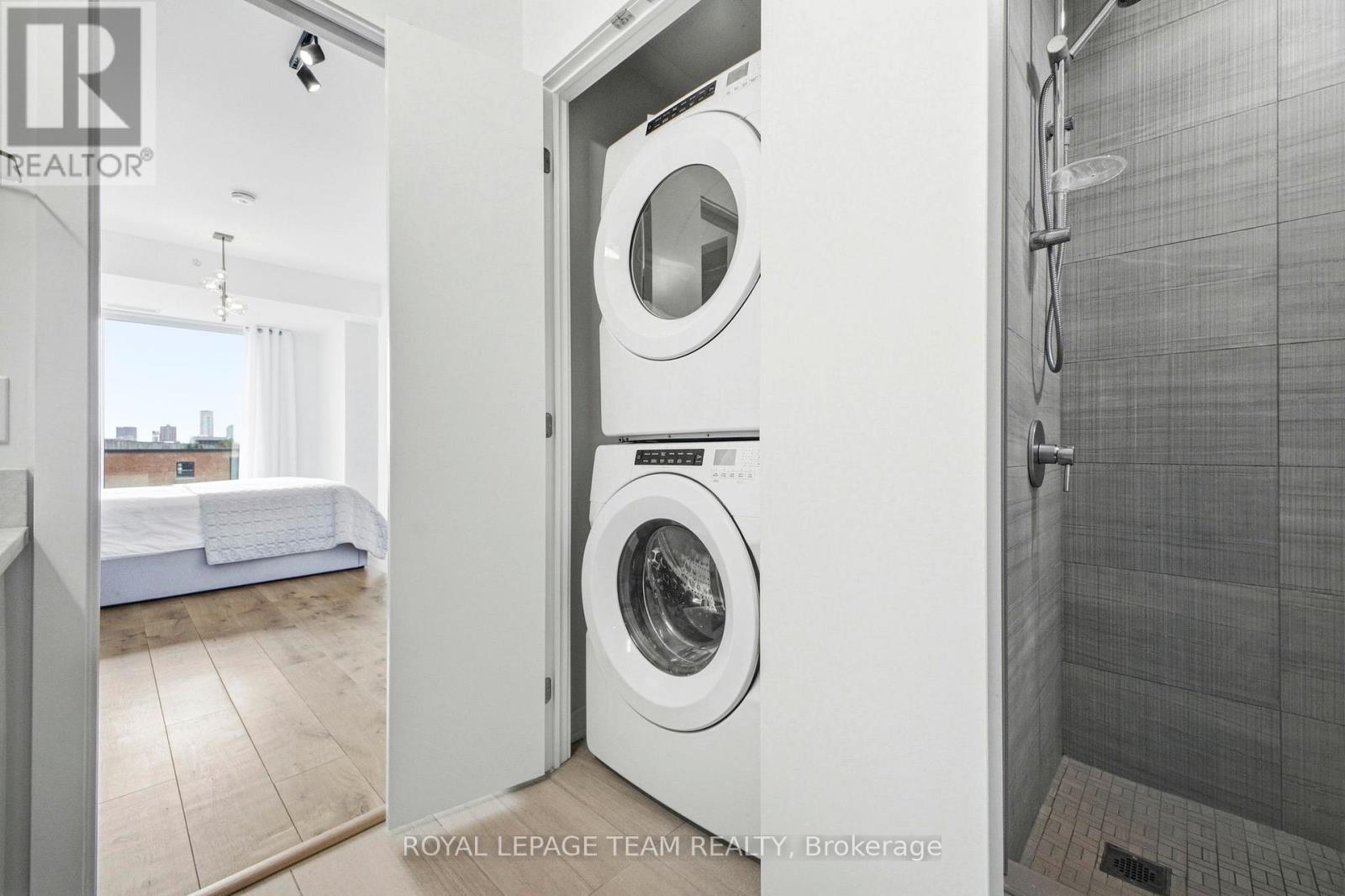 412 - 320 Miwate Private