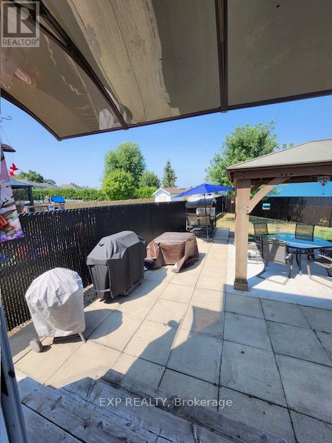 296 Bonavista Street