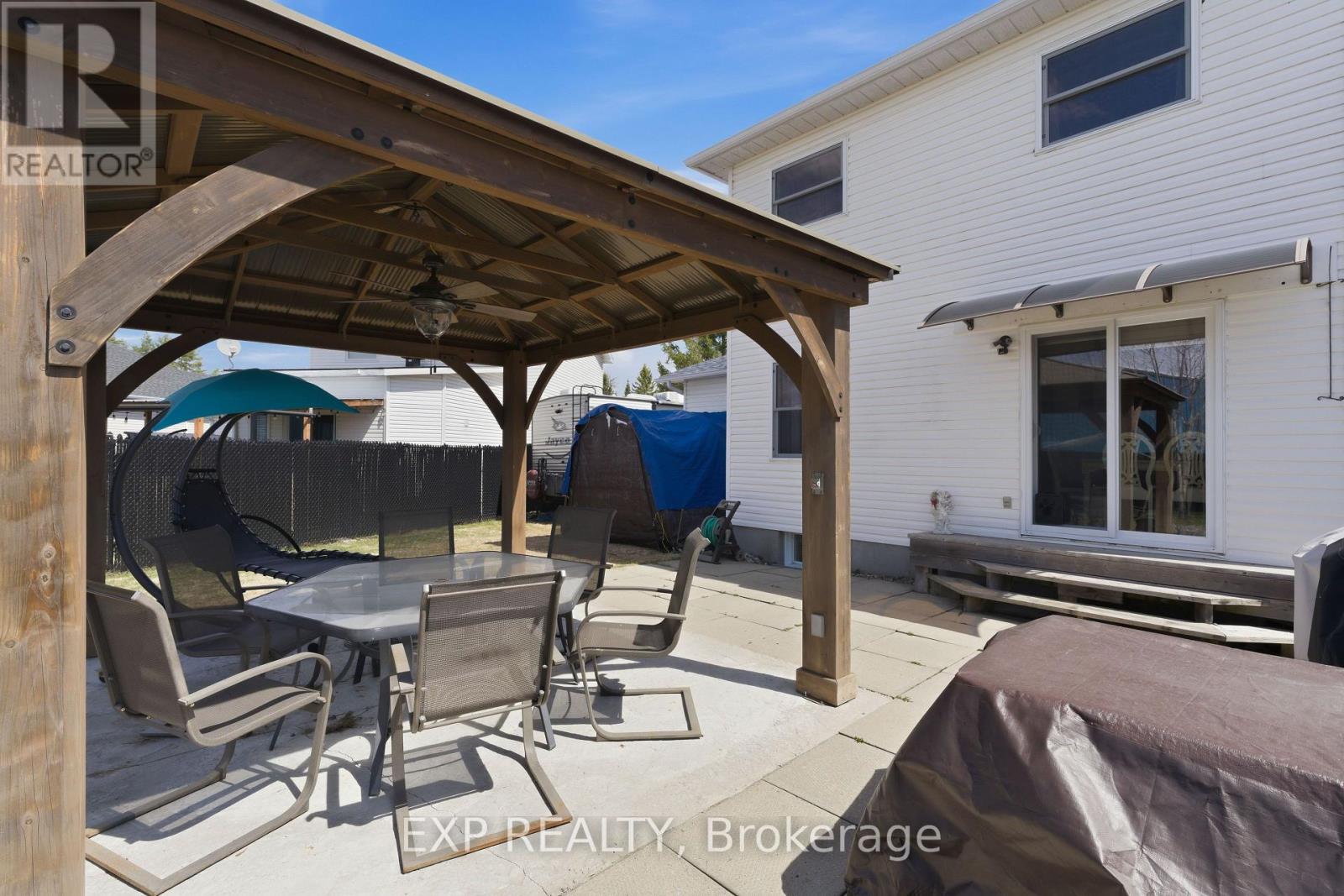 296 Bonavista Street