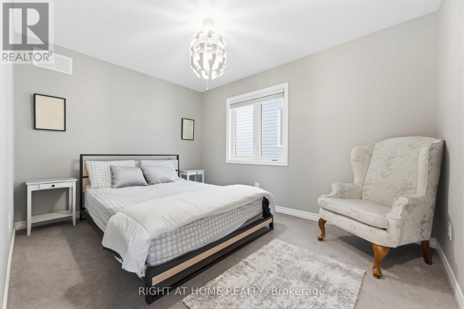 1001 Rue Du Manege Street