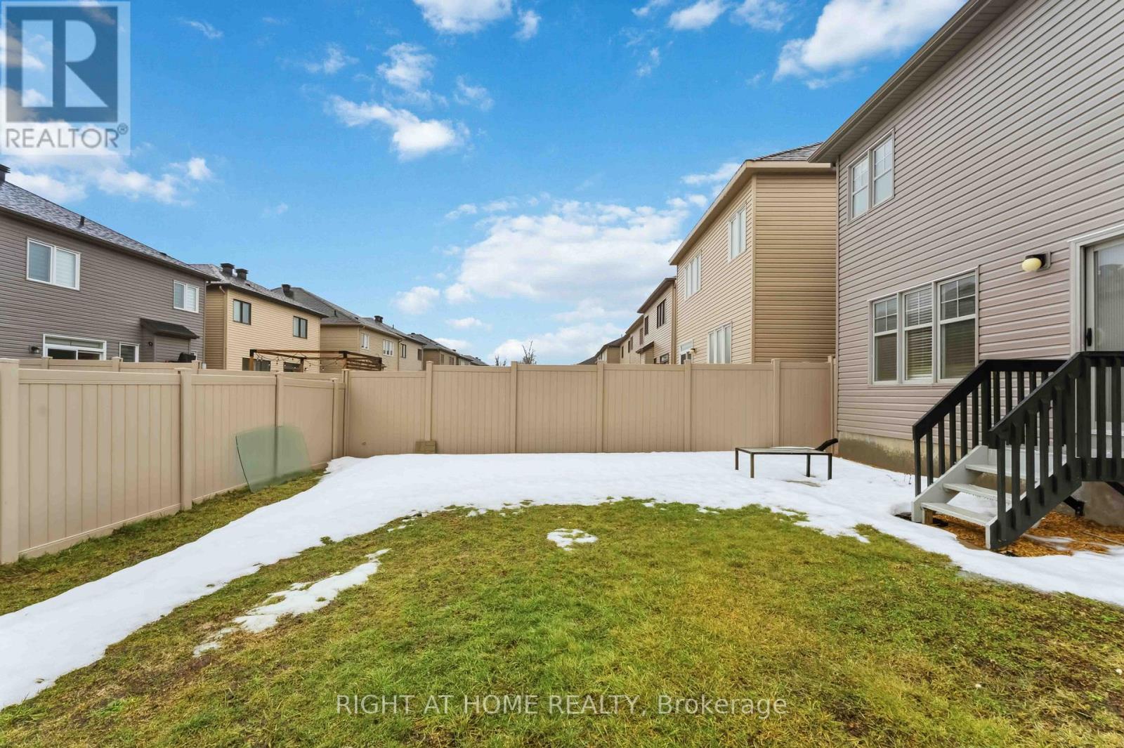 1001 Rue Du Manege Street