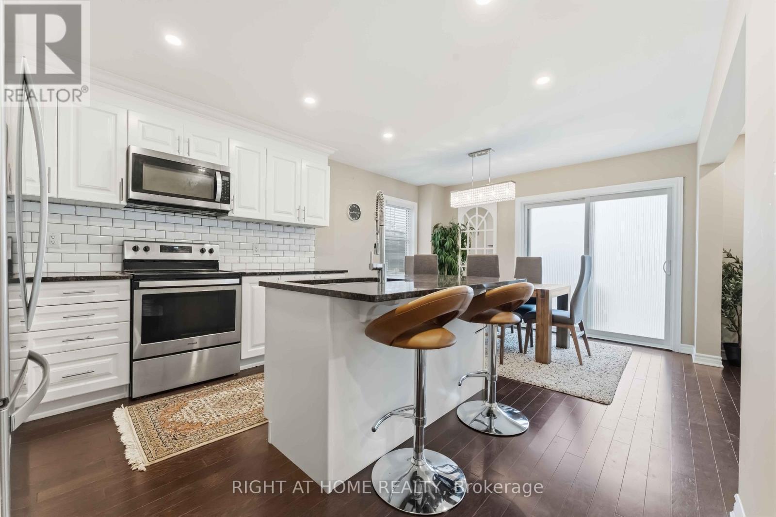 1001 Rue Du Manege Street