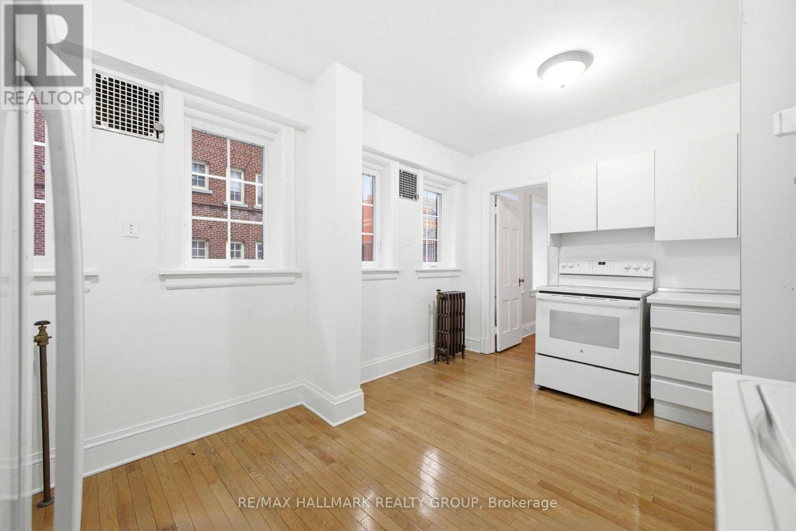 1c - 260 Metcalfe Street