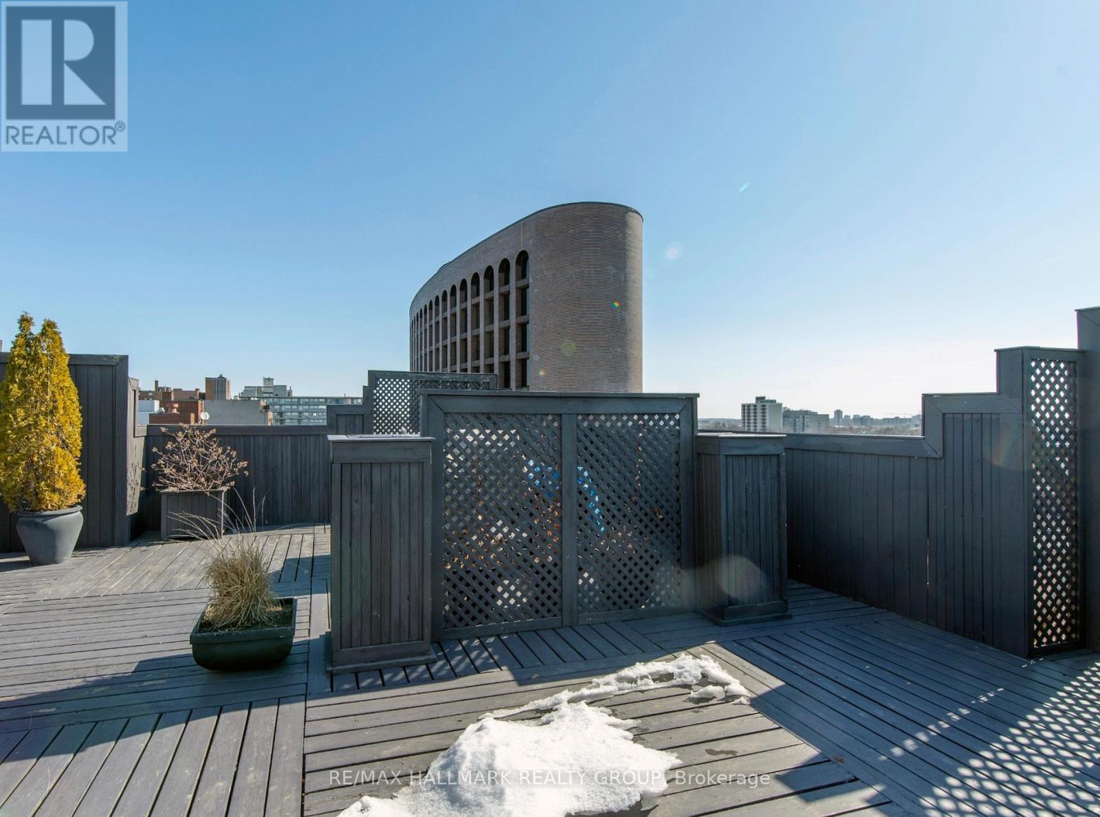 1c - 260 Metcalfe Street