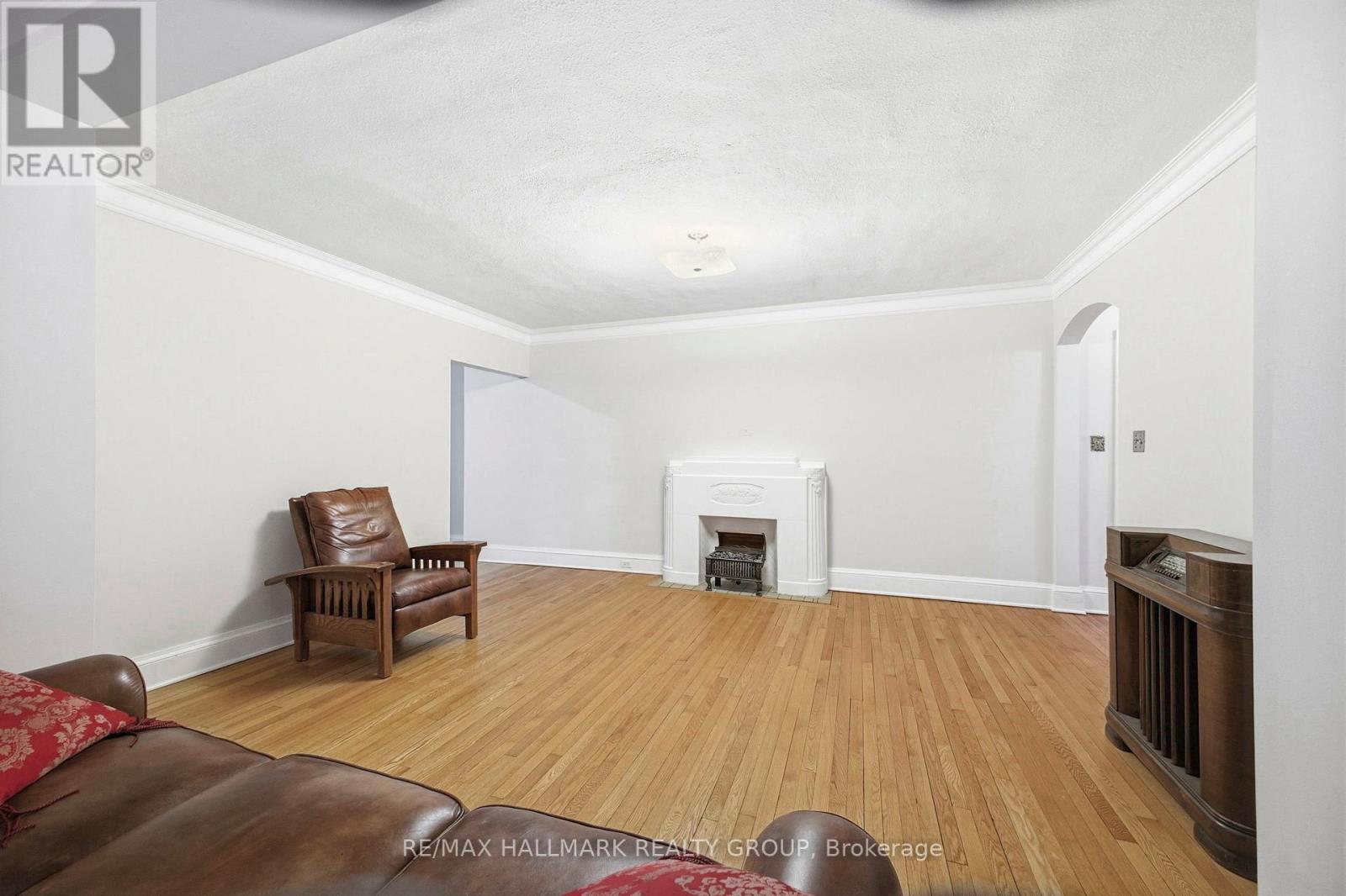 1c - 260 Metcalfe Street