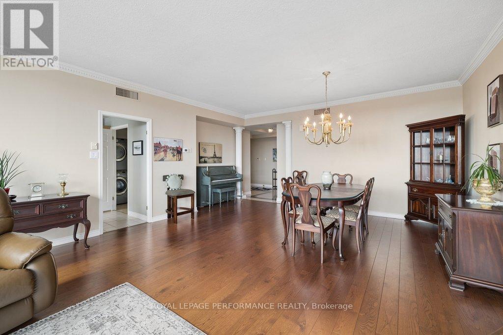905 - 1480 Riverside Drive