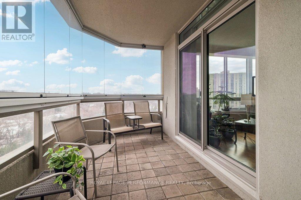 905 - 1480 Riverside Drive