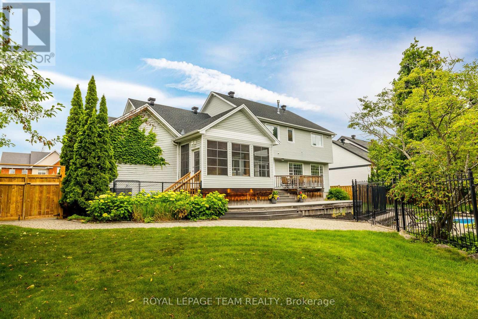 10 Beechgrove Gardens