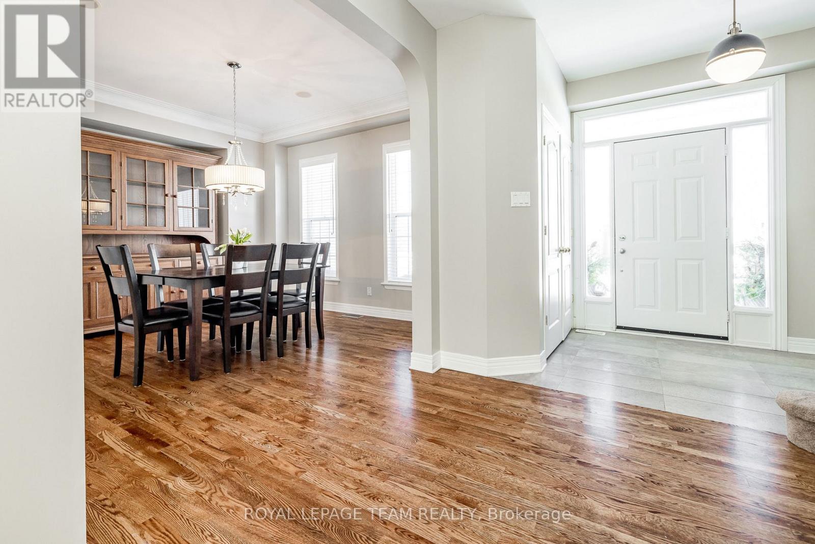 10 Beechgrove Gardens