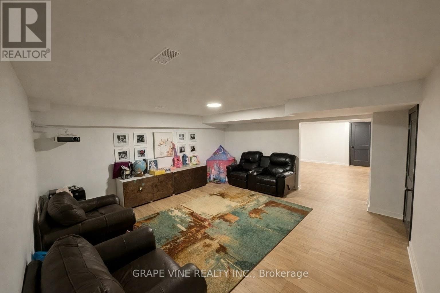 138 Ashton Creek Crescent