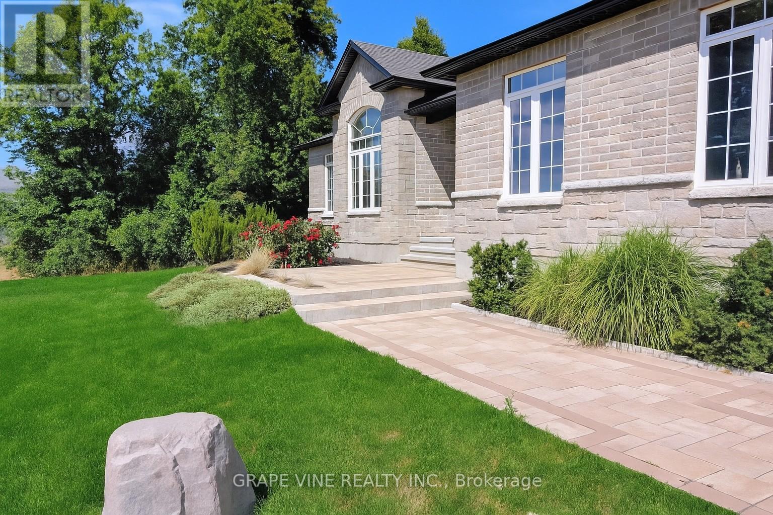 138 Ashton Creek Crescent