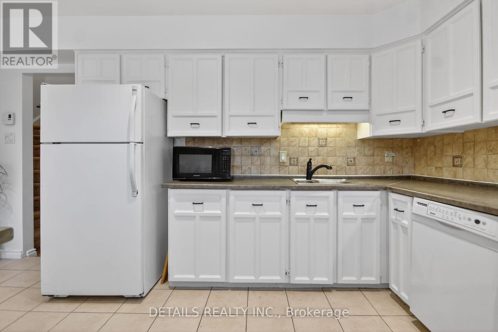 5 - 40 Appleby Private