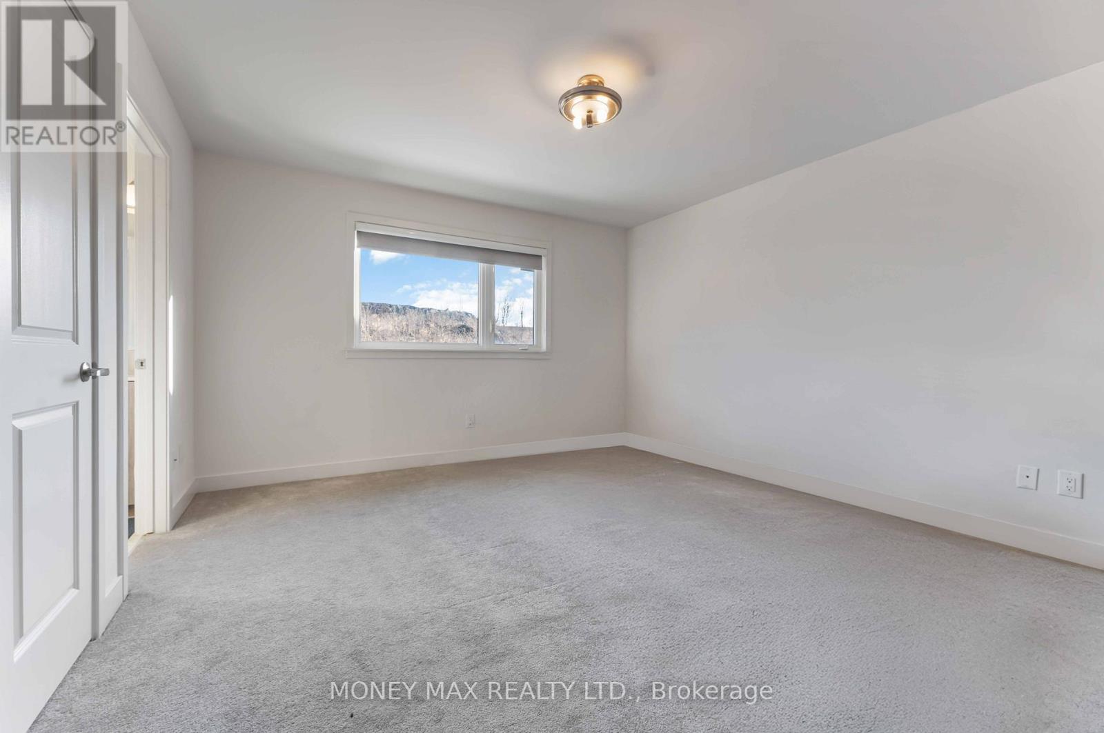 623 Knotridge Street