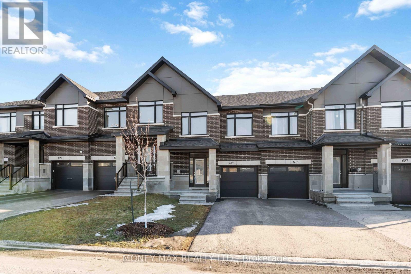 623 Knotridge Street