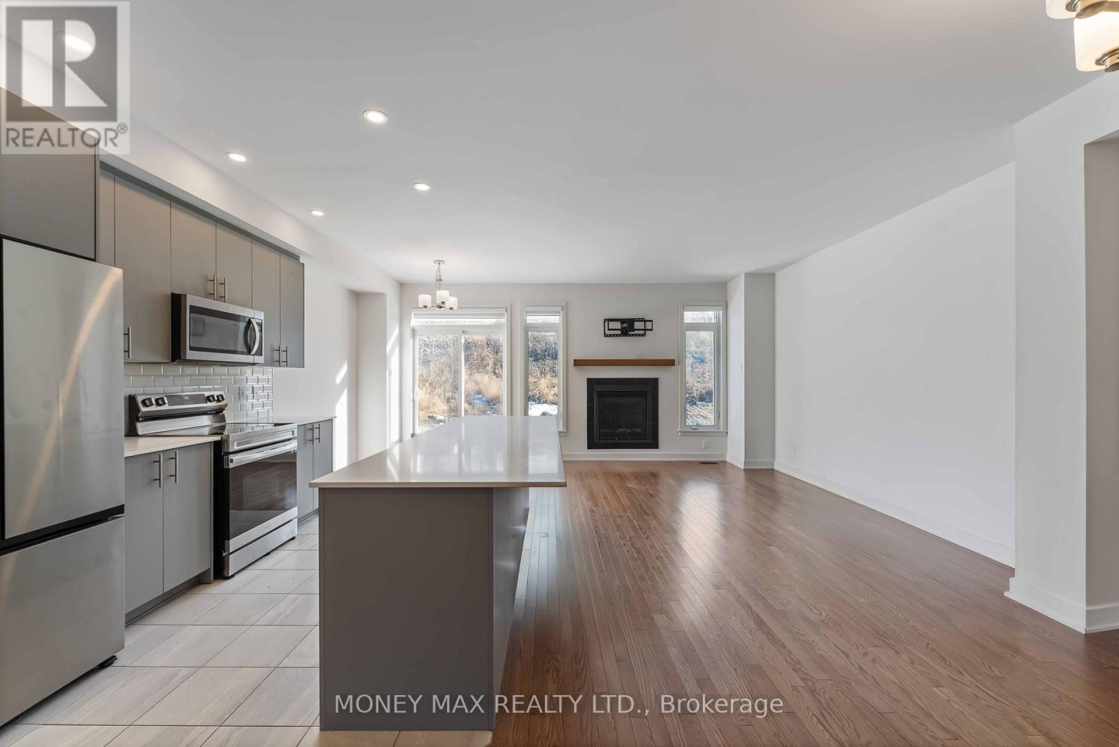 623 Knotridge Street