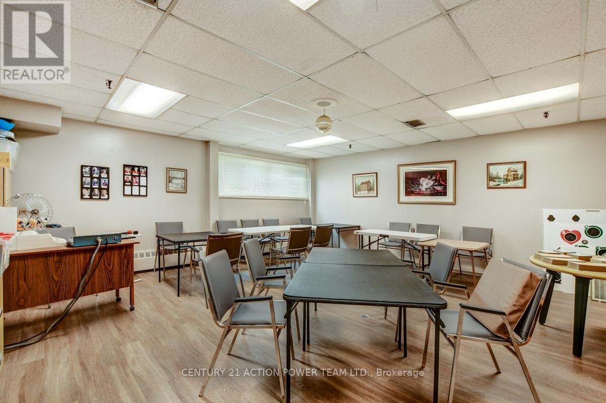 1106 - 915 Elmsmere Road