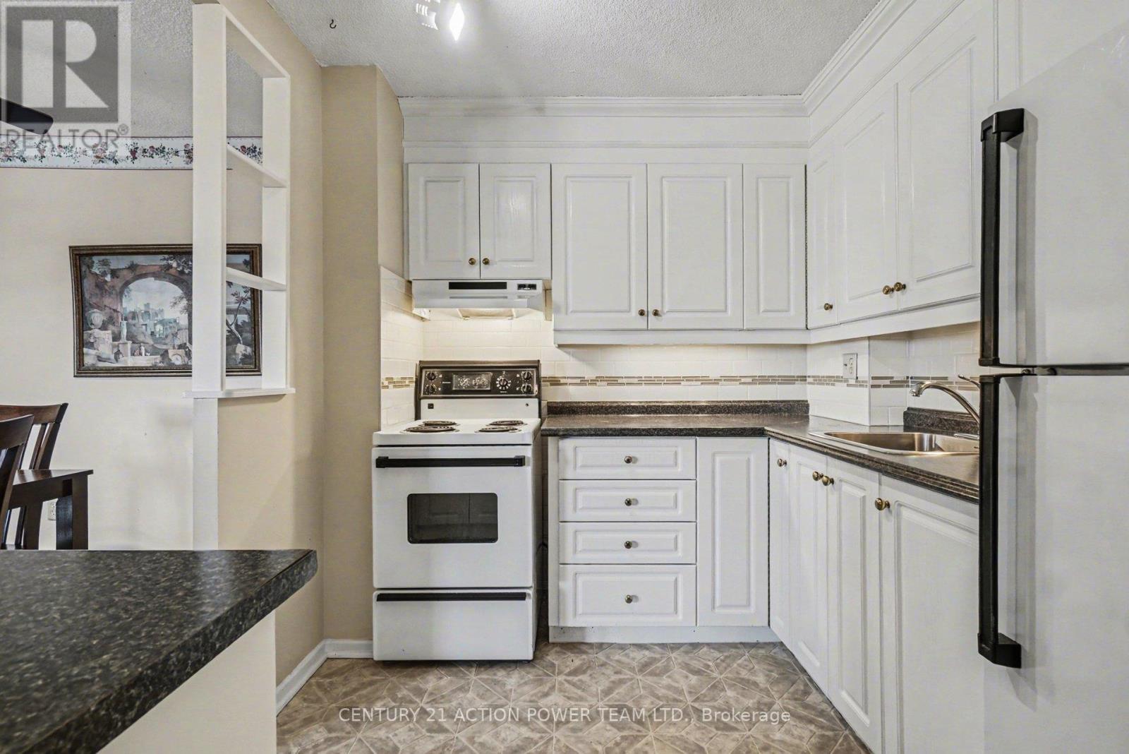 1106 - 915 Elmsmere Road