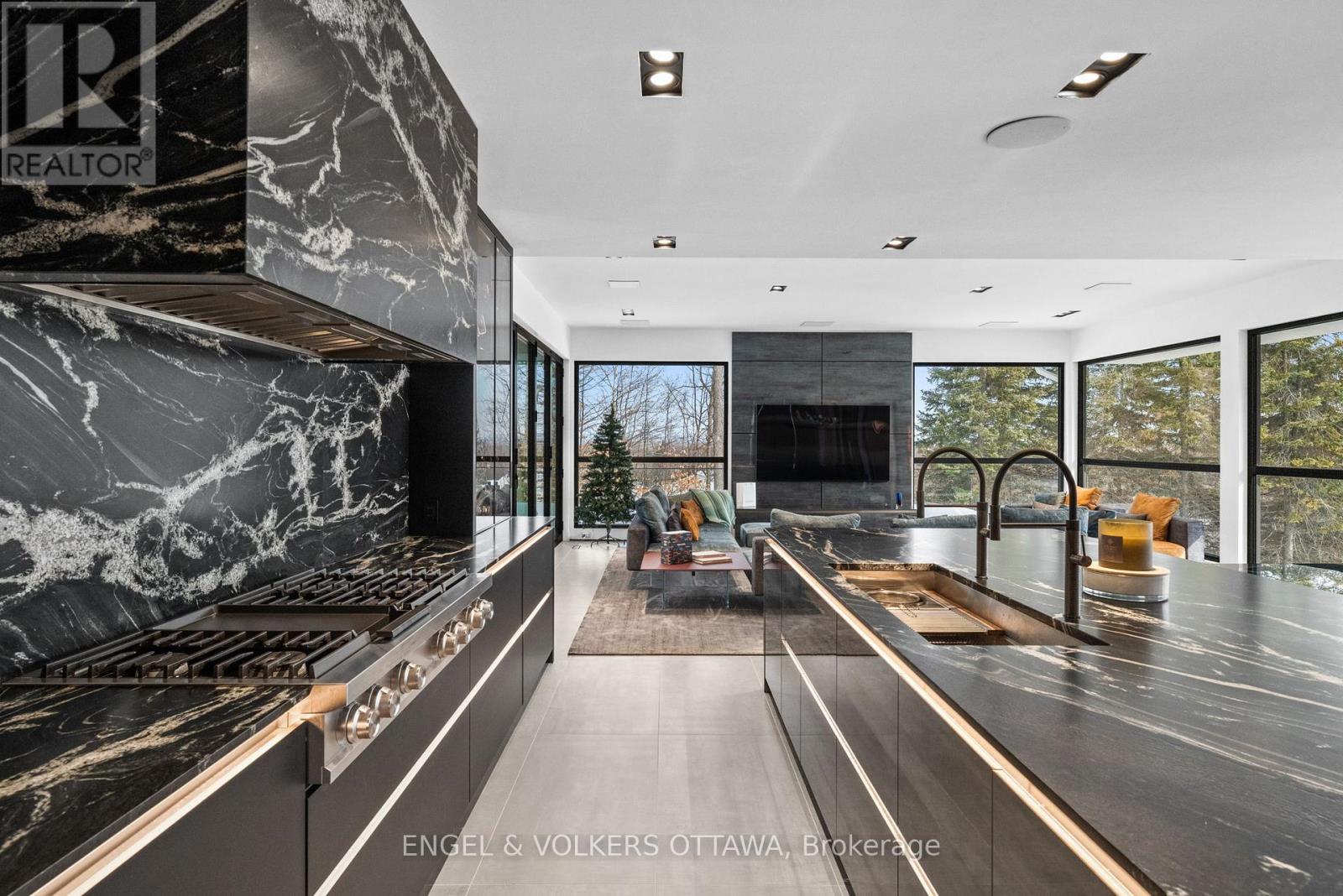 1 Delong Drive