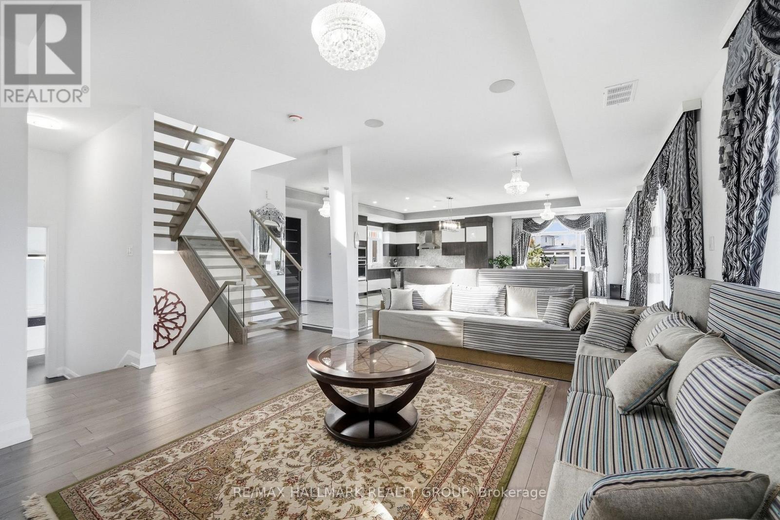 225 Summerview Terrace