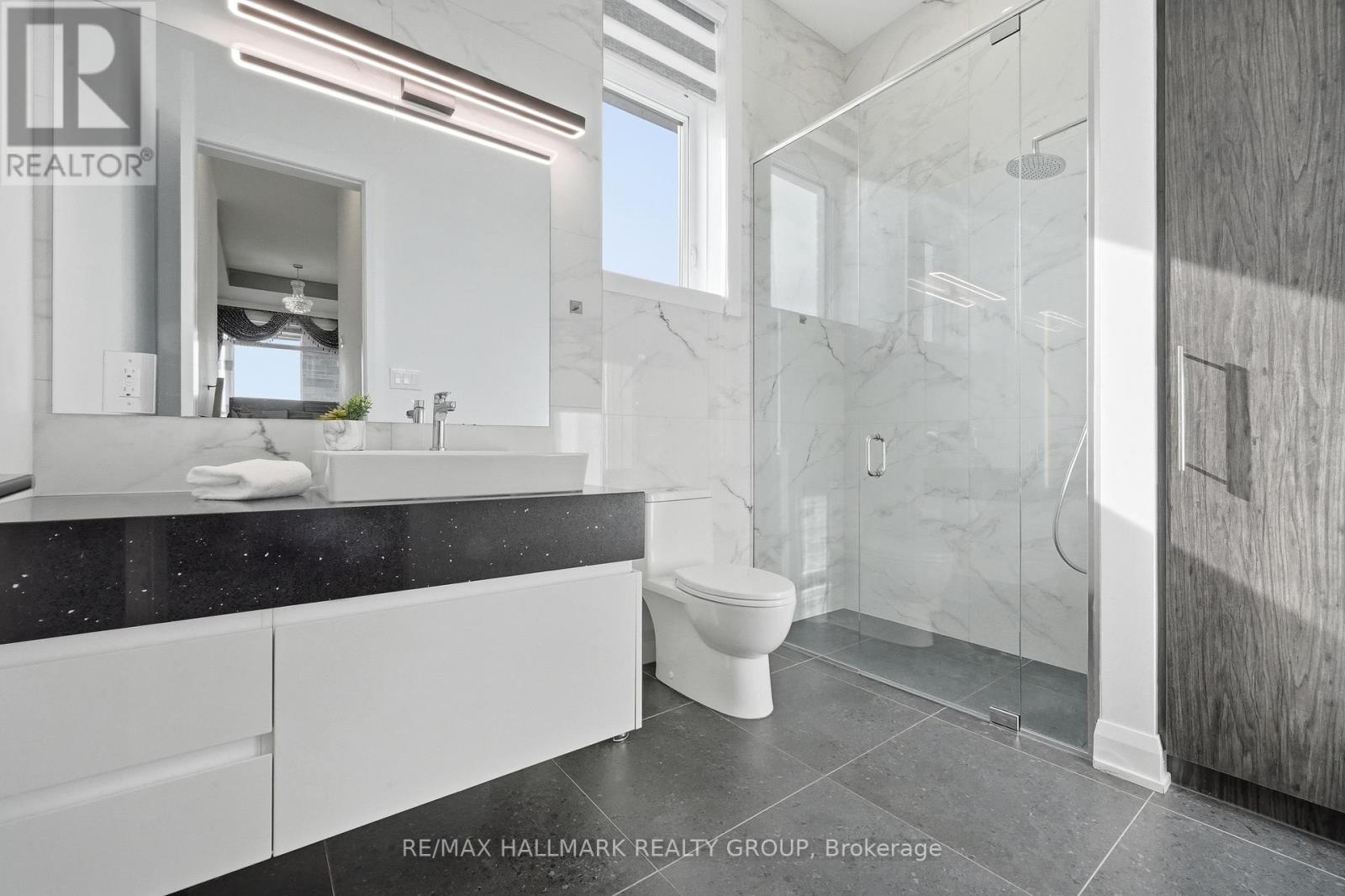 225 Summerview Terrace