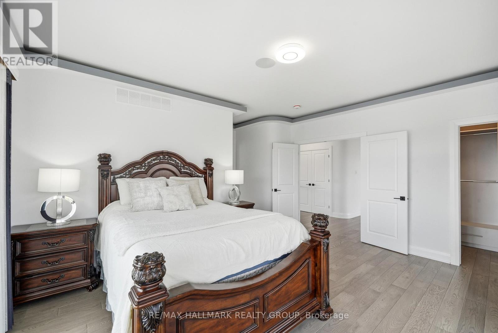 225 Summerview Terrace