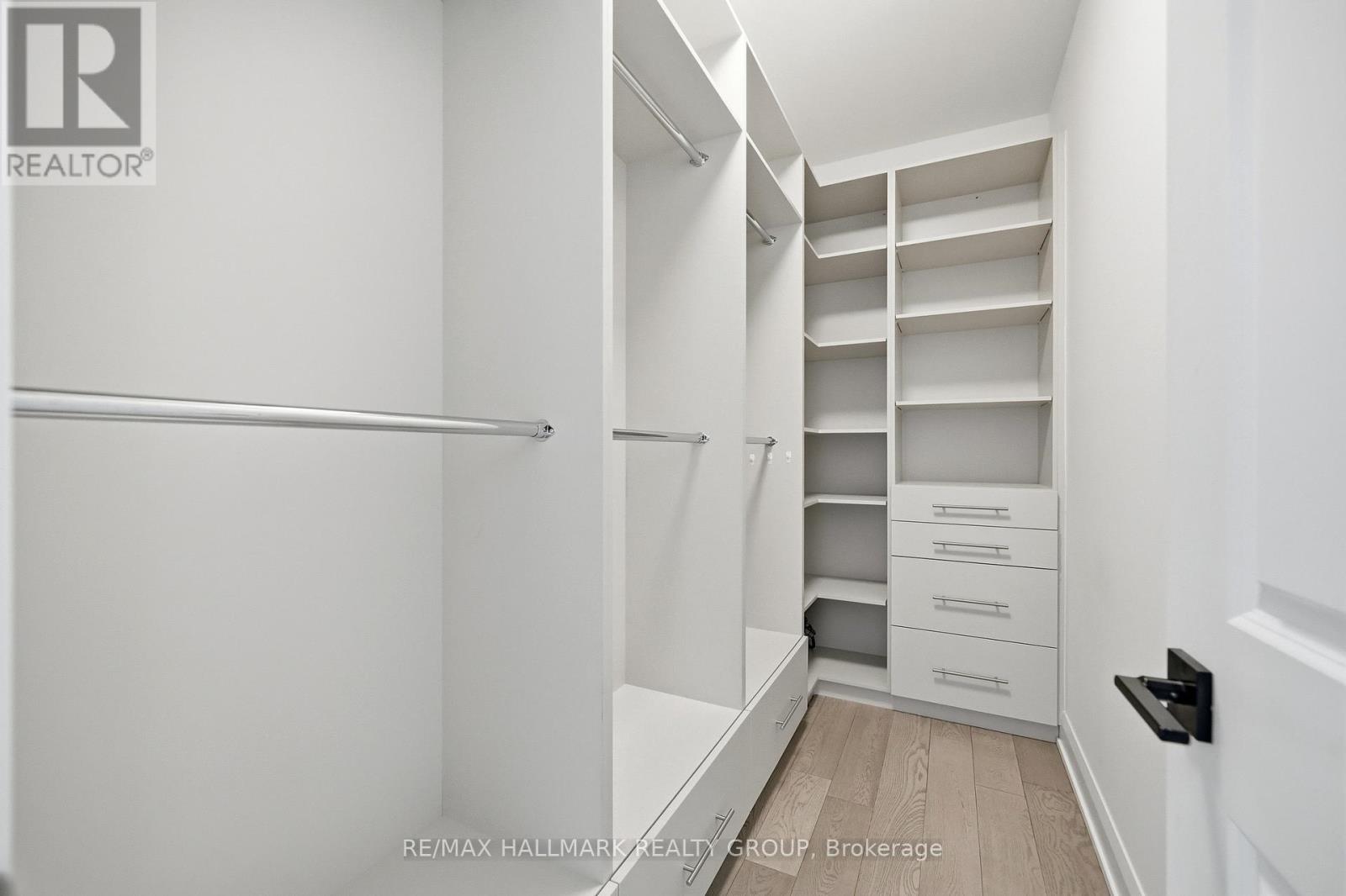 225 Summerview Terrace