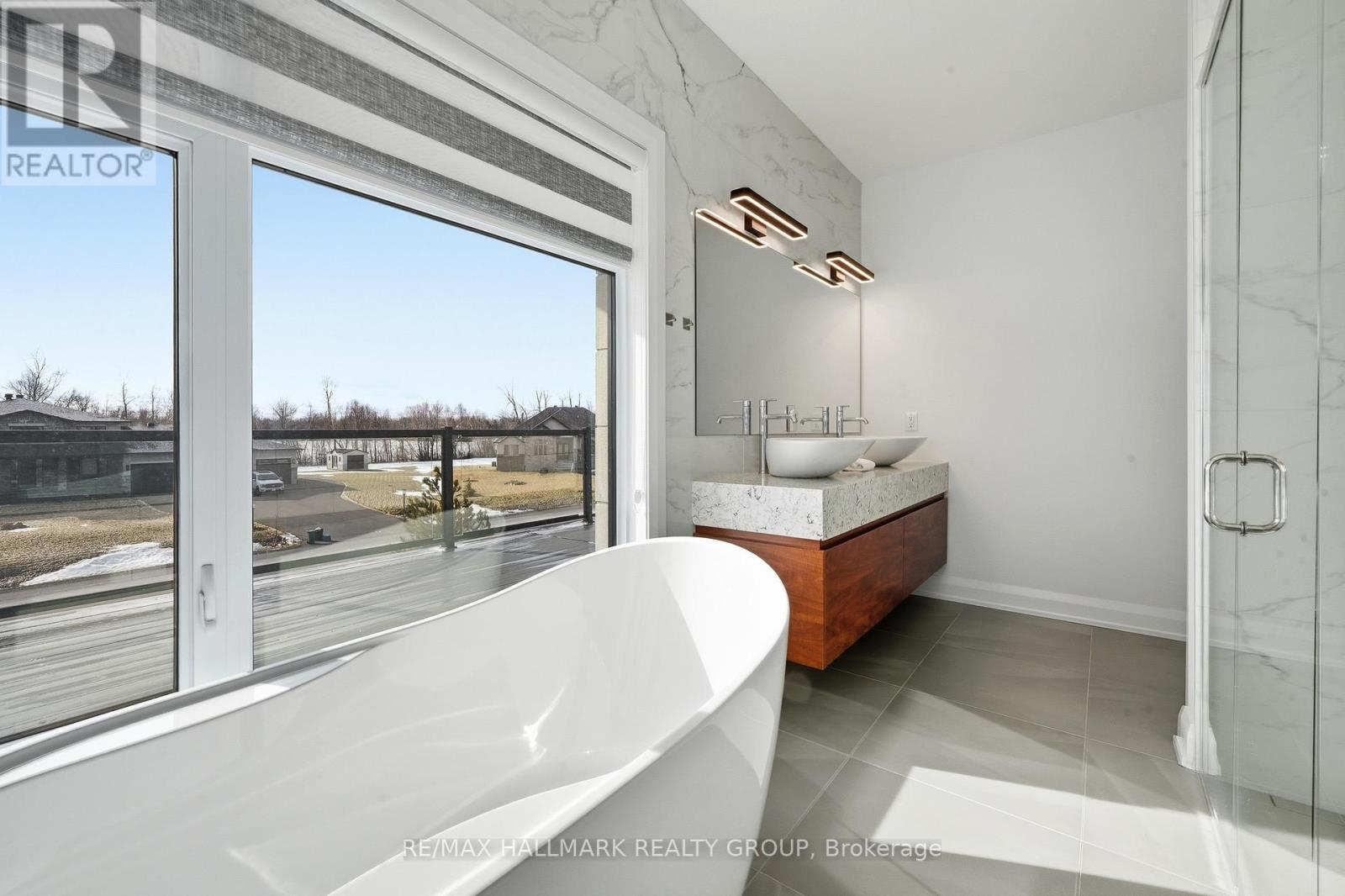 225 Summerview Terrace