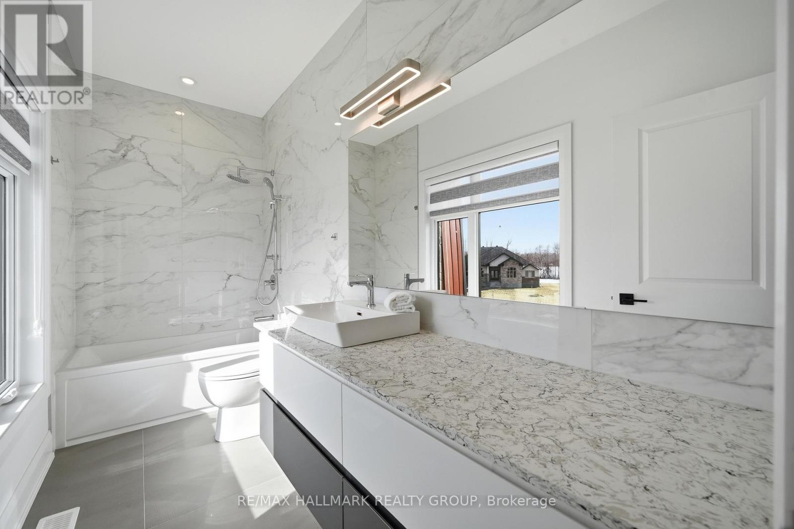 225 Summerview Terrace