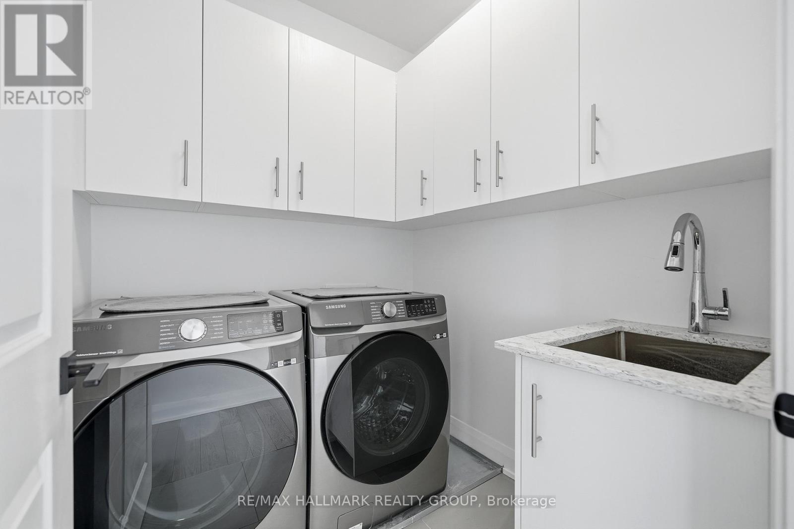 225 Summerview Terrace