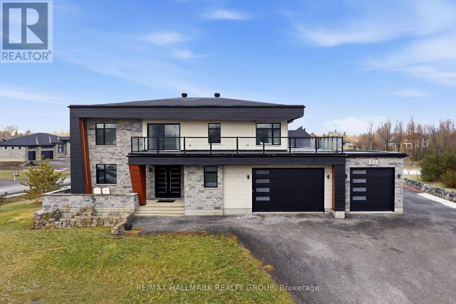 225 Summerview Terrace