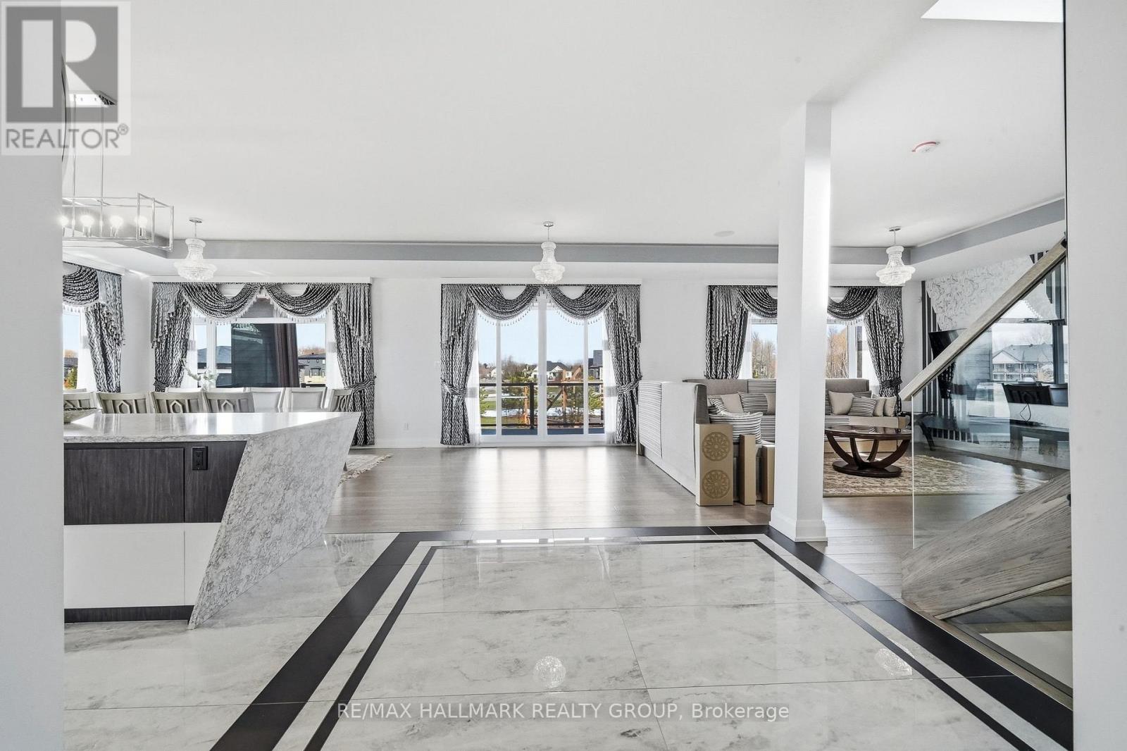 225 Summerview Terrace