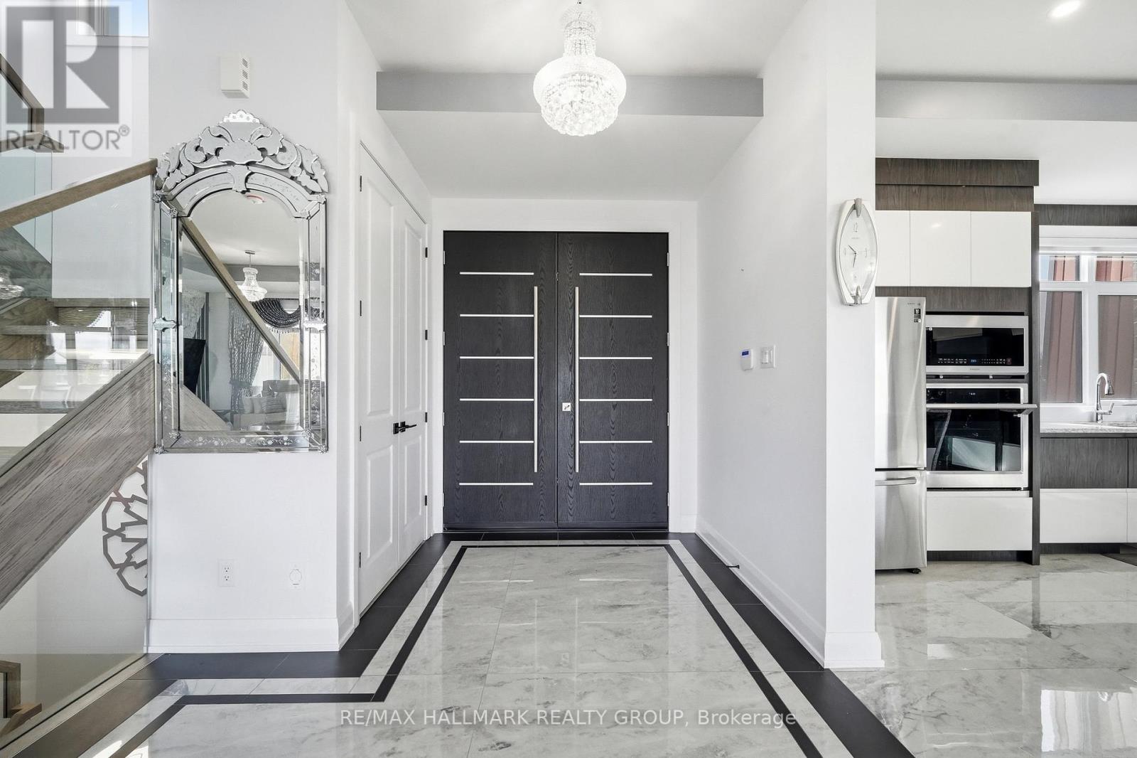 225 Summerview Terrace