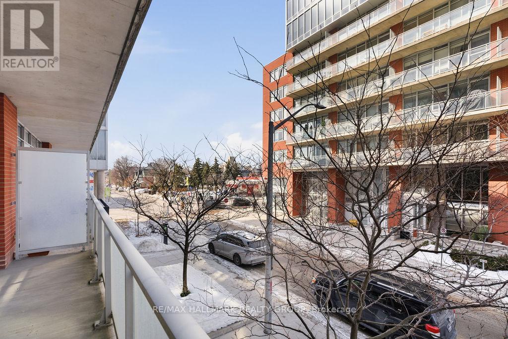 203 - 360 Mcleod Street