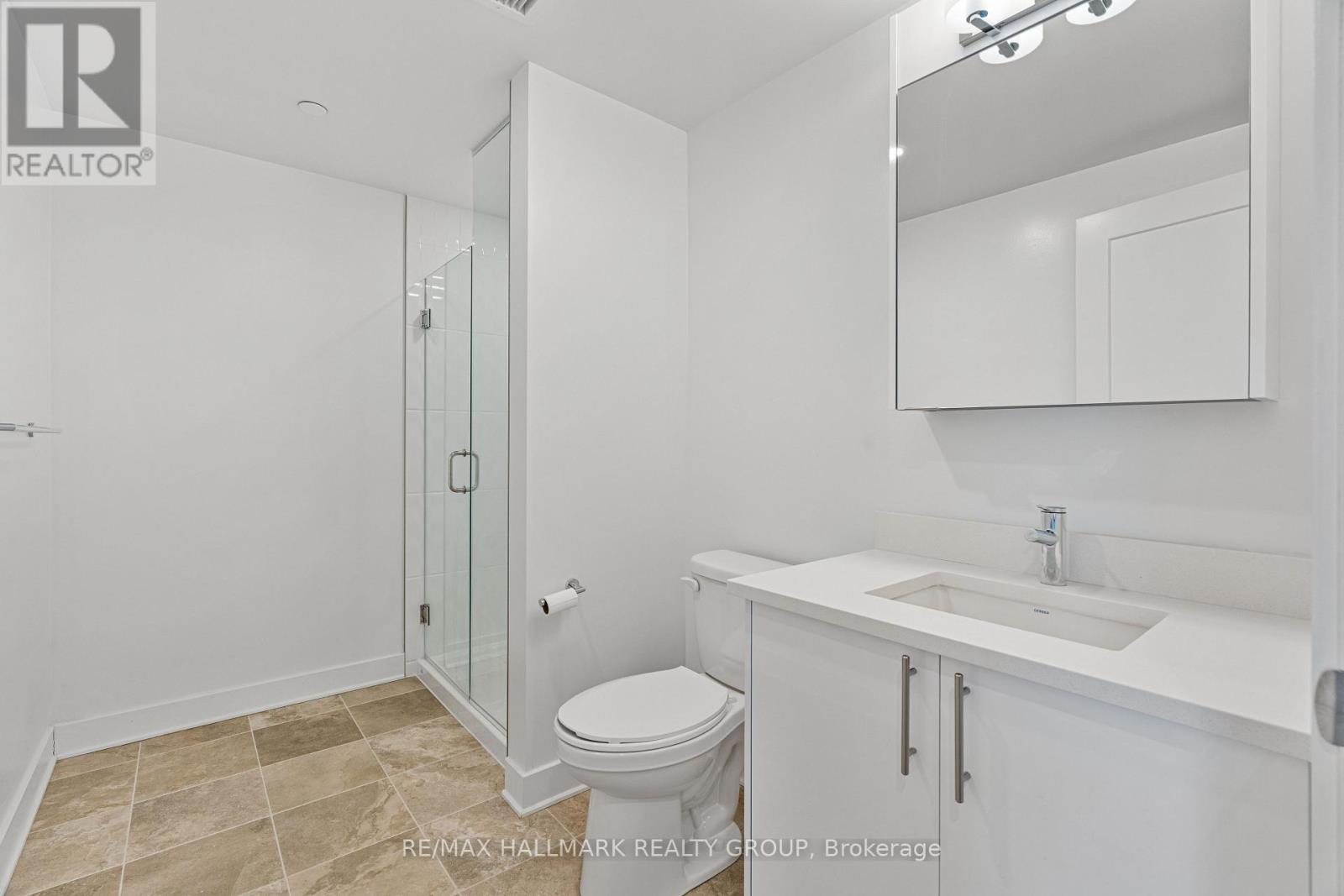 409 - 180 George Street