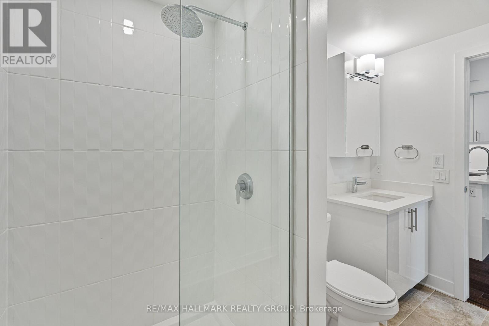 409 - 180 George Street