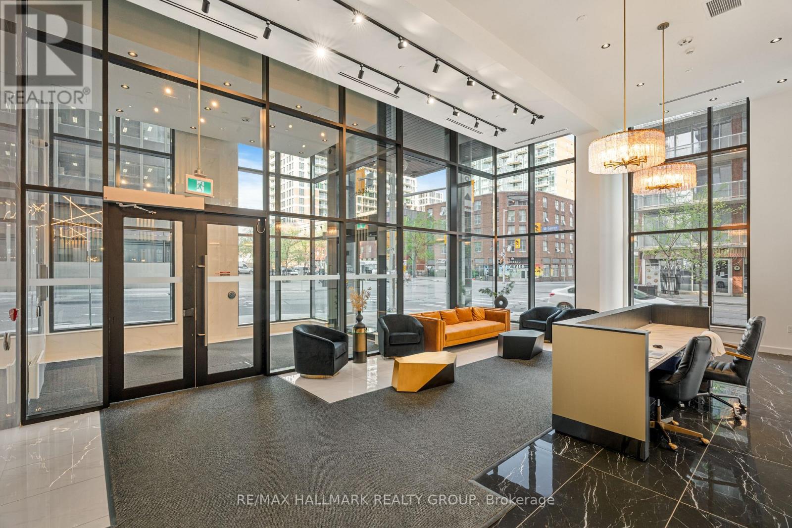 409 - 180 George Street