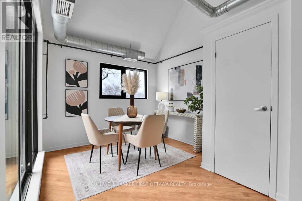 303 - 95 Beech Street