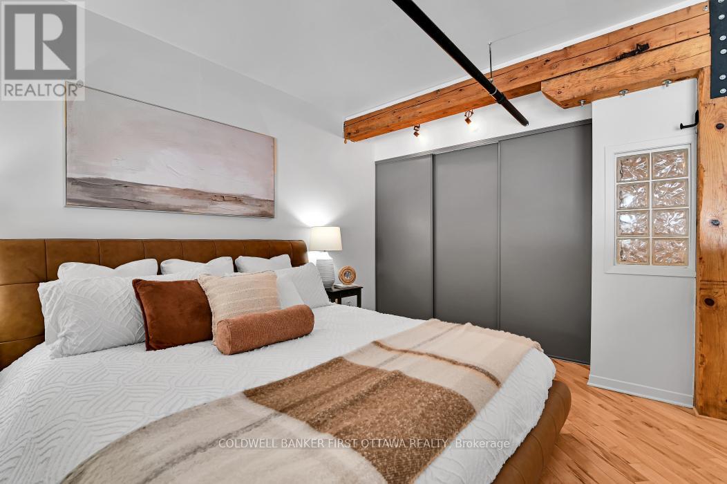 303 - 95 Beech Street