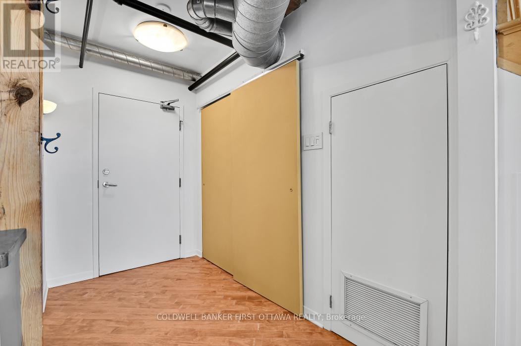 303 - 95 Beech Street