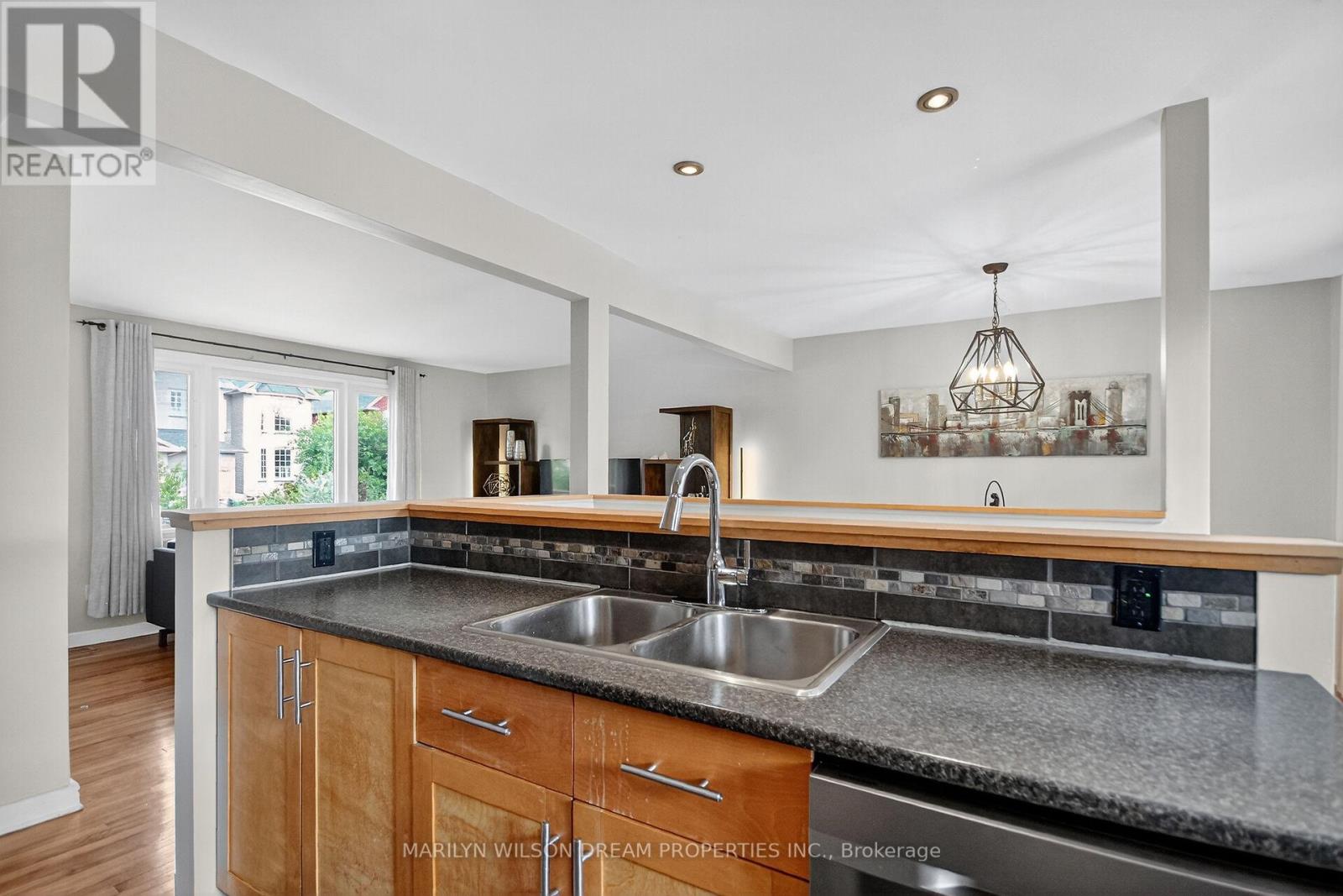 1914 Rosebella Avenue