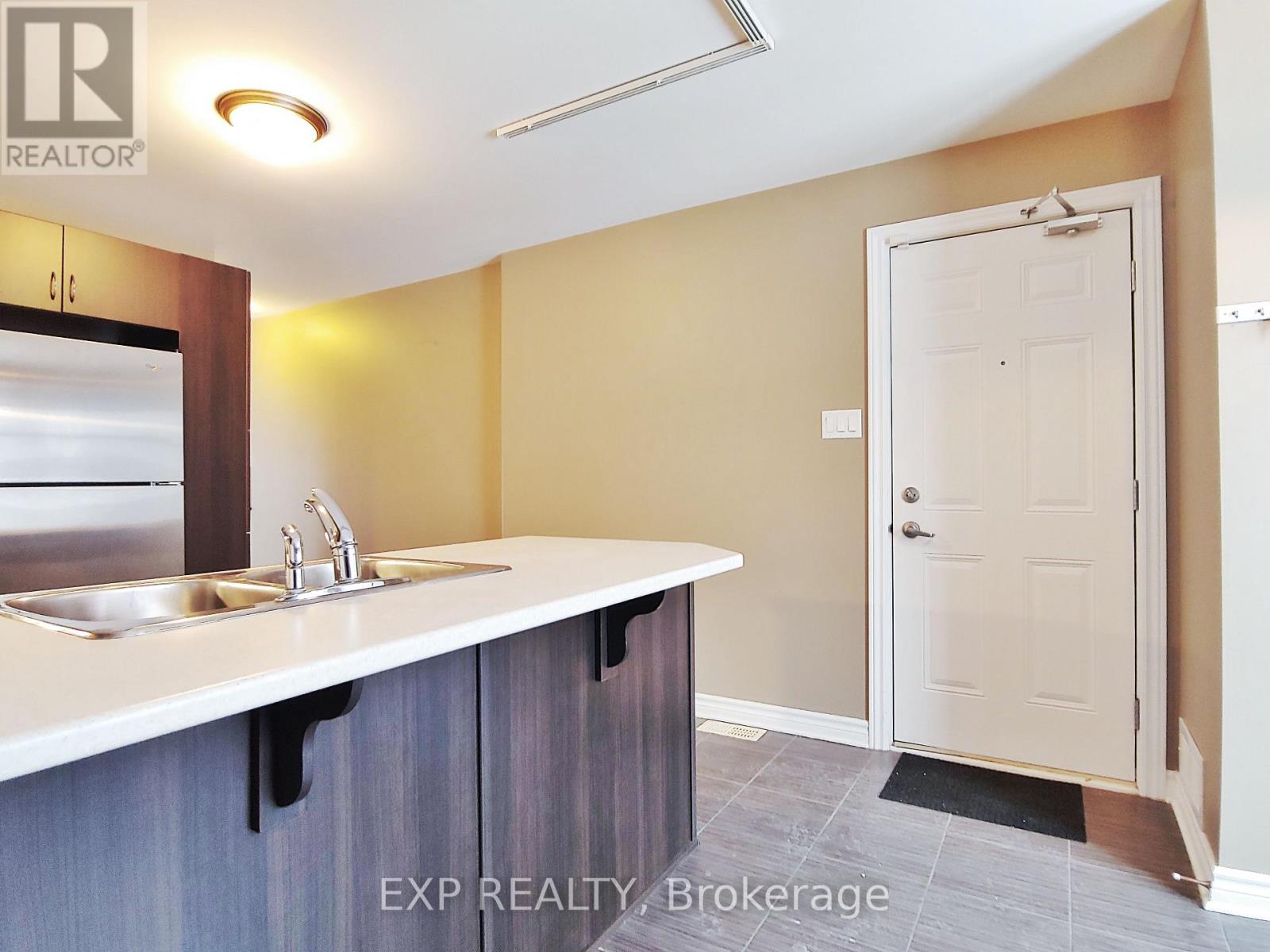 32 - 605 B Chapman Mills Drive