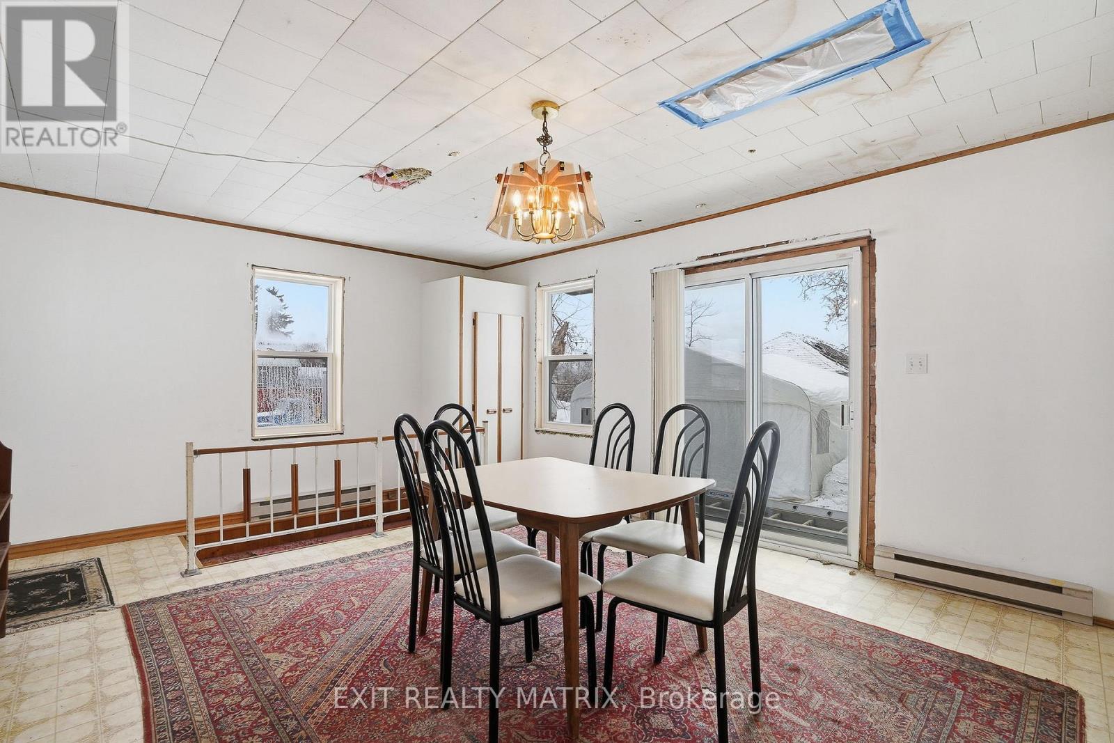 21888 Laggan-glenelg Road