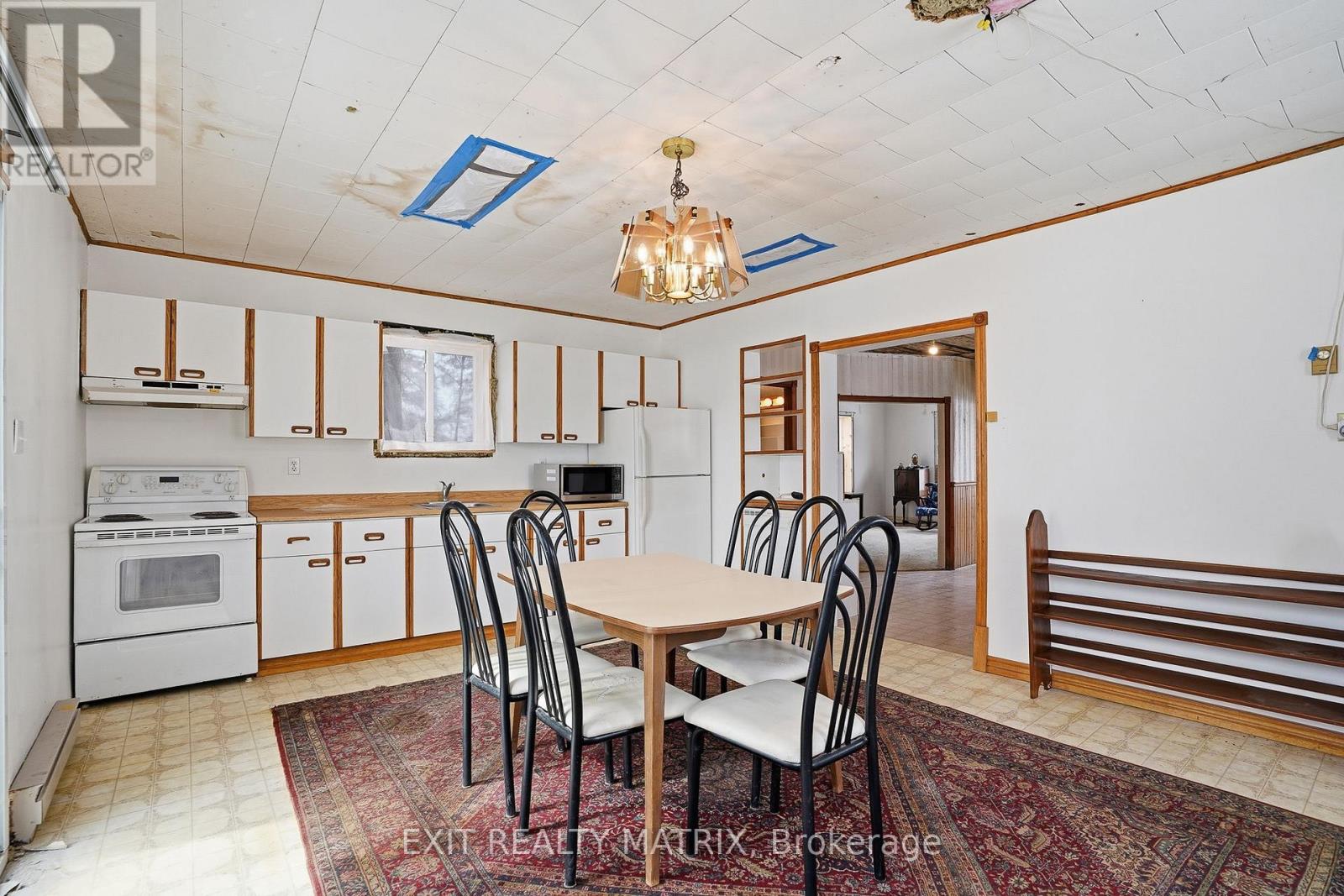 21888 Laggan-glenelg Road