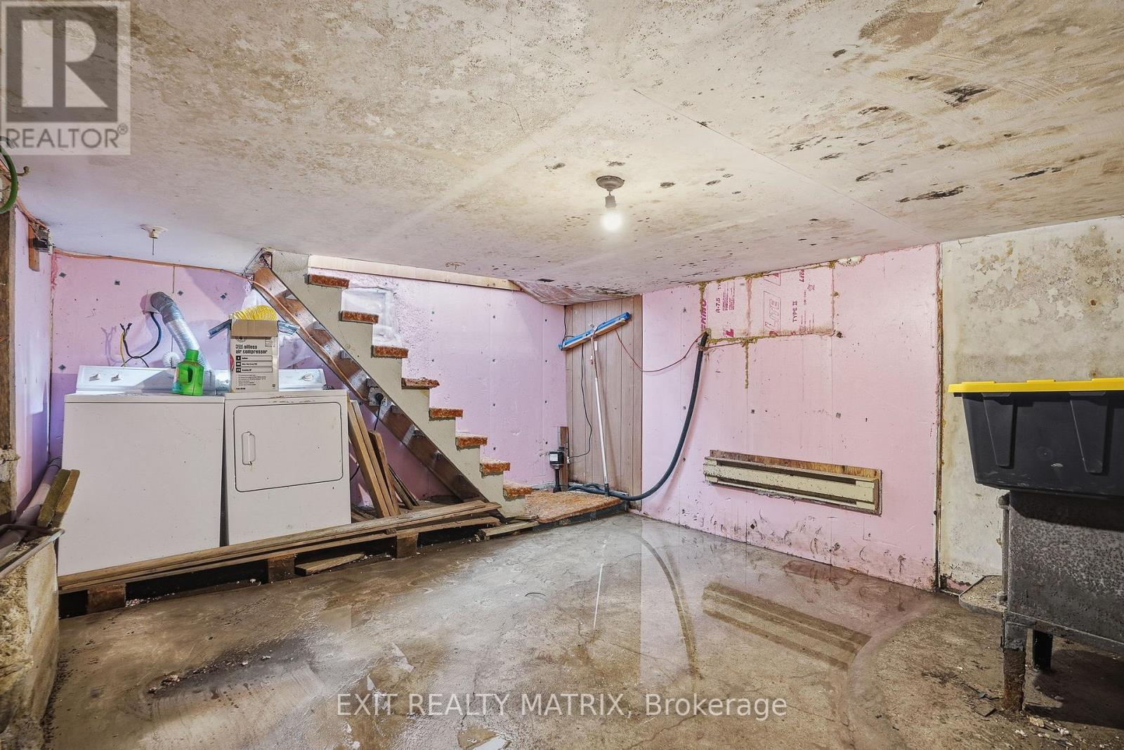 21888 Laggan-glenelg Road