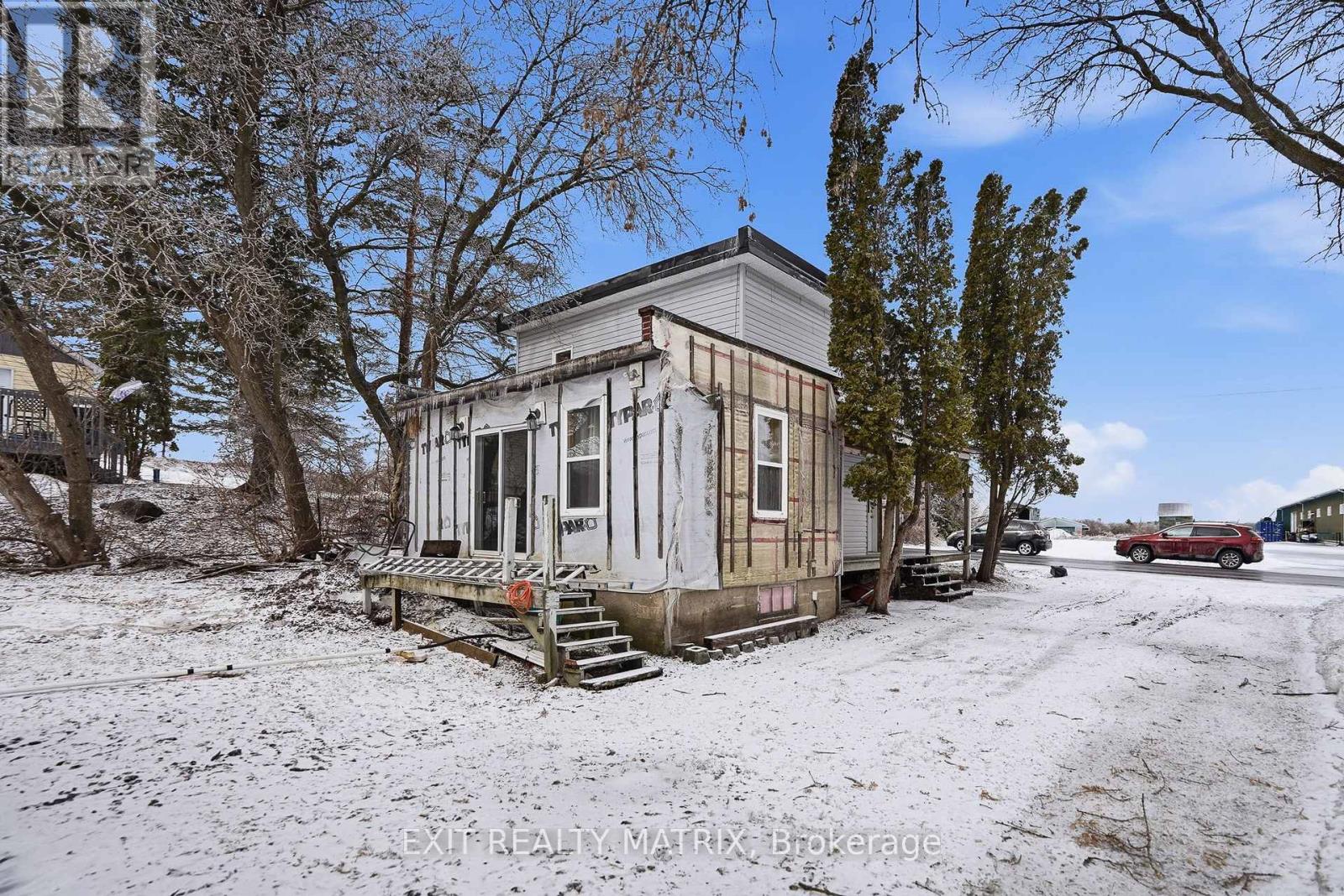 21888 Laggan-glenelg Road