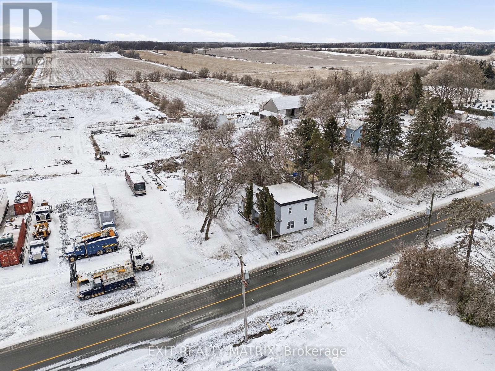 21888 Laggan-glenelg Road